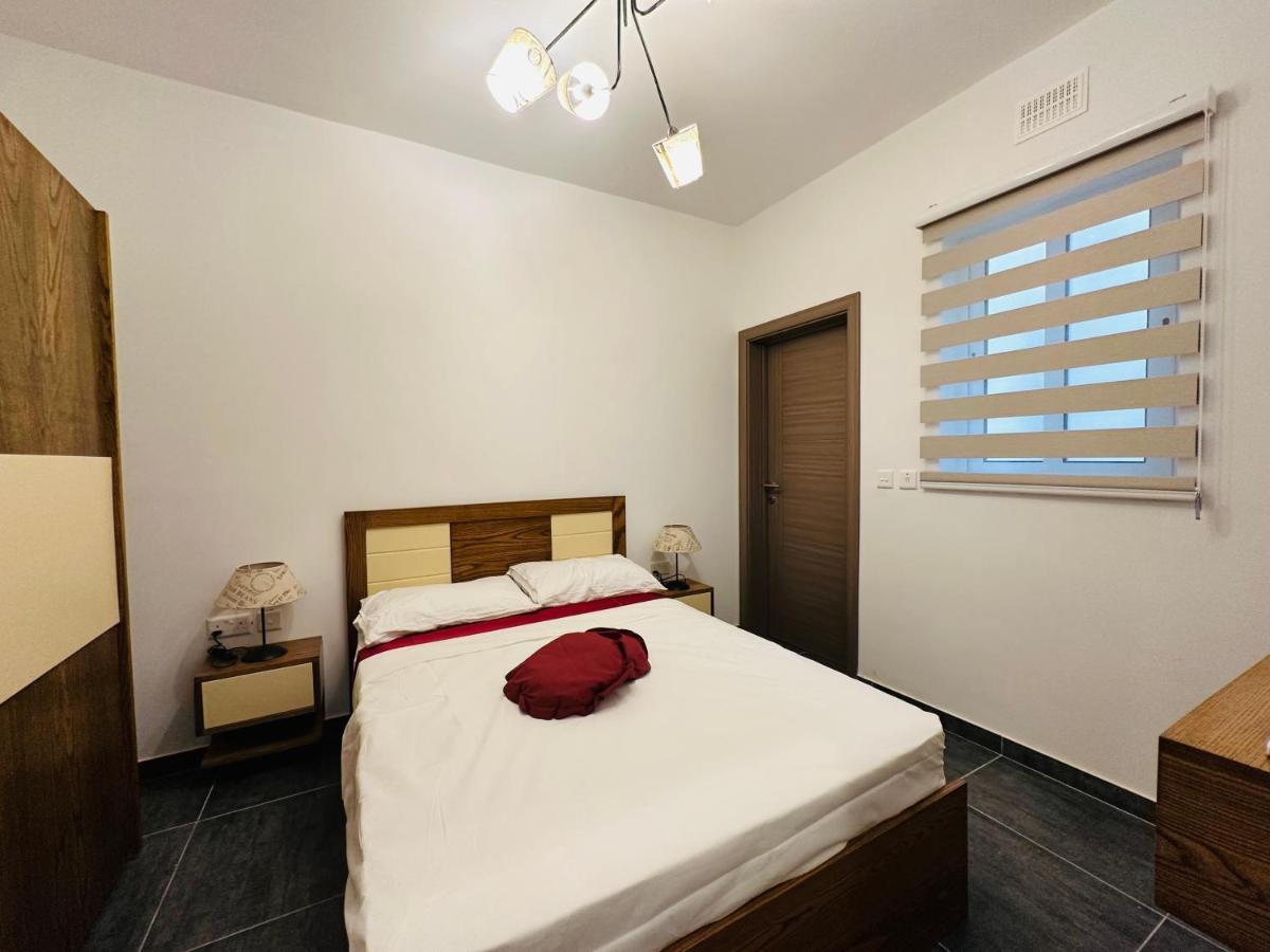 Del Mar Apartment